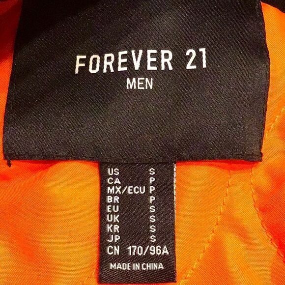 Forever 21 Black White Red Plaid Zip Up Quilt lined Jacket - Picture 15 of 16